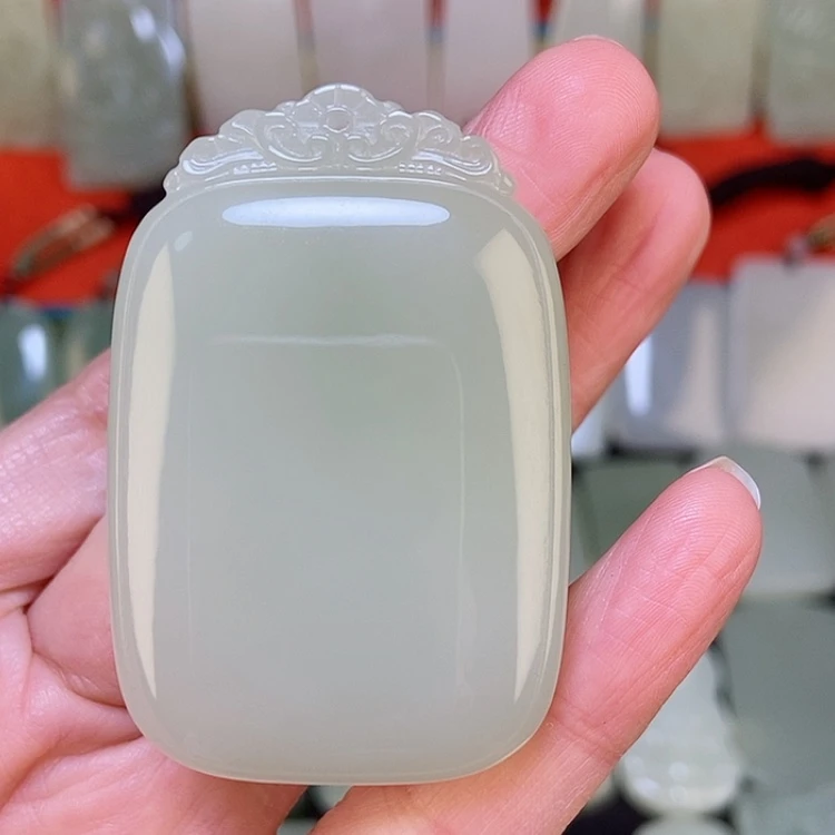 【闪购商品】颈饰未镶嵌和田玉