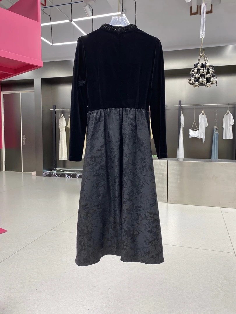 【小杨总专属】提花时尚连衣裙（2435L5530）