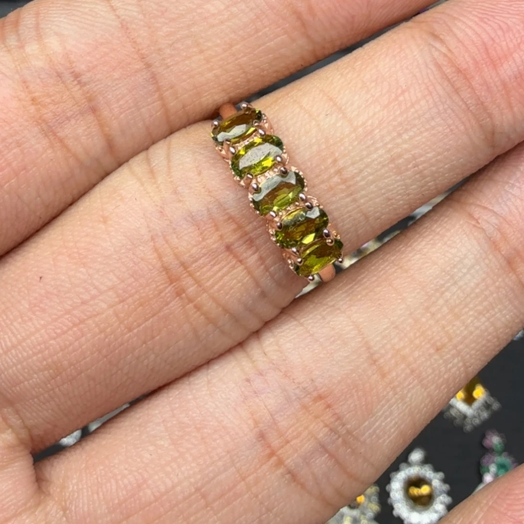 银S925镶嵌戒指橄榄石