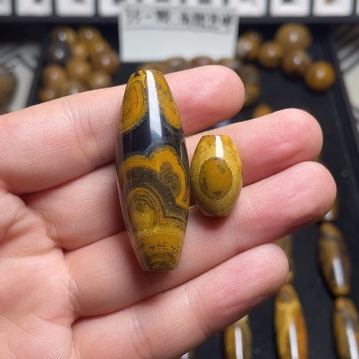 玛瑙/玉髓颈饰未镶嵌准*尔