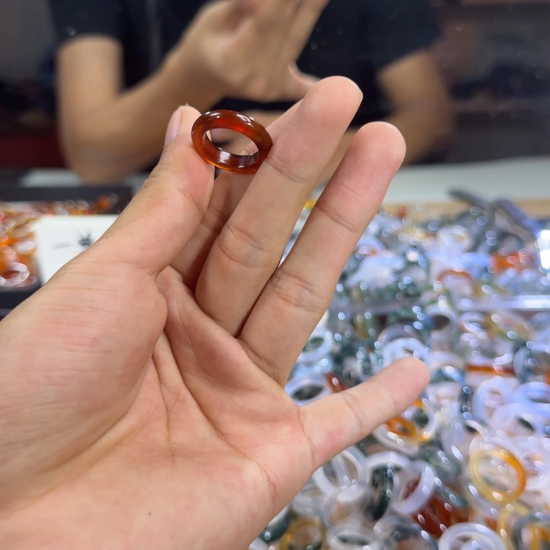 玛瑙/玉髓戒指未镶嵌31号9 圈有瑕疵买三送一