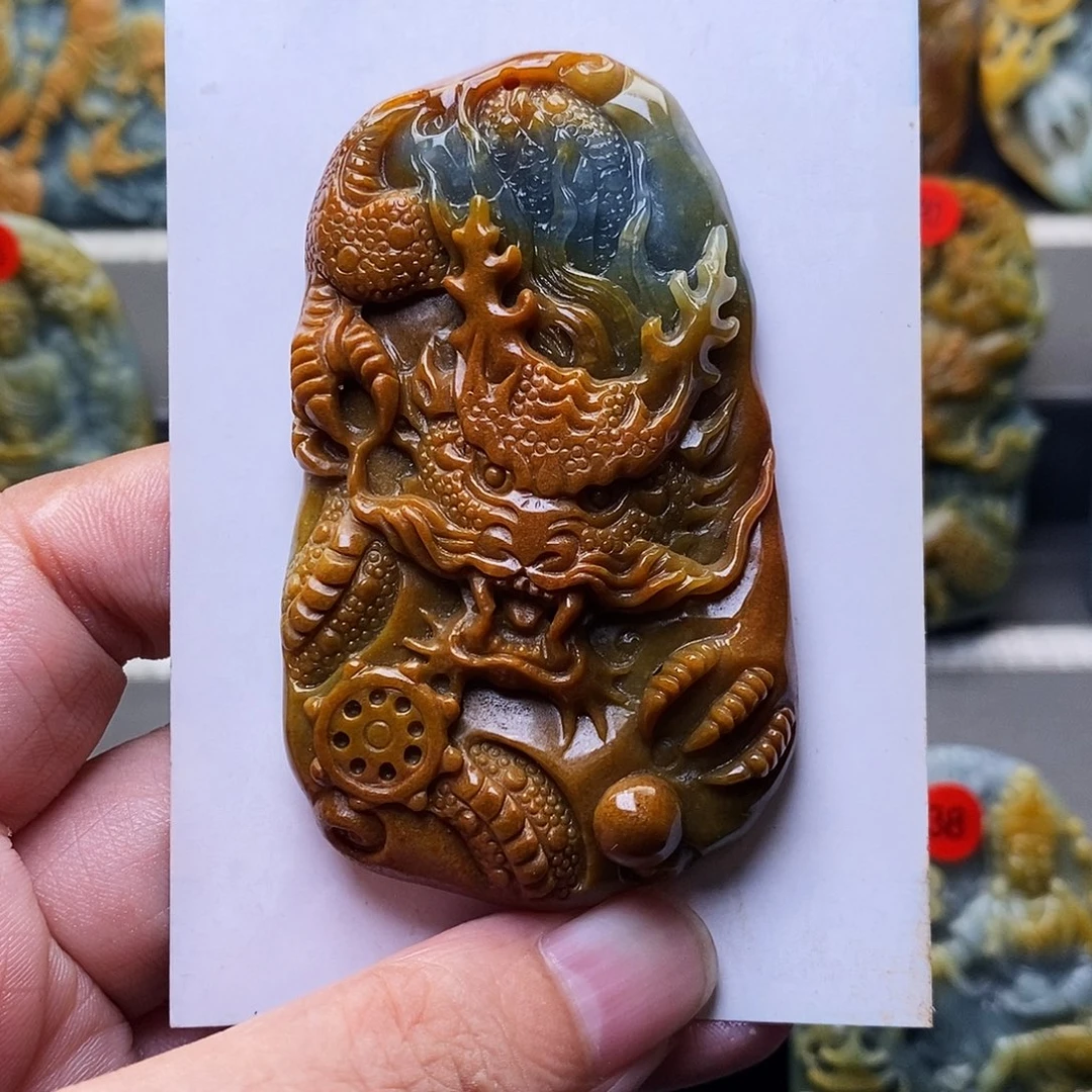 定制翡翠未镶嵌龙牌