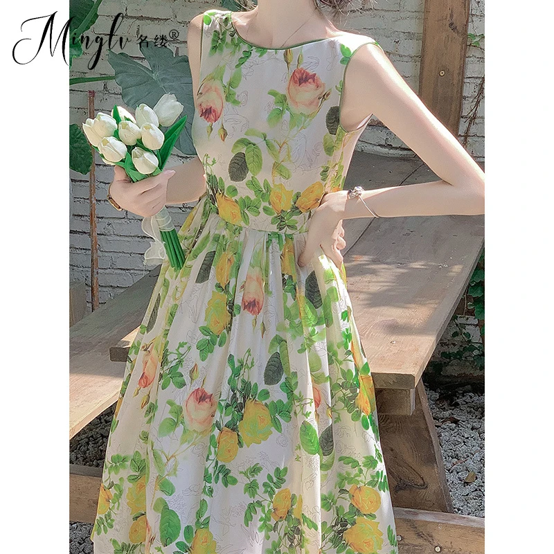 2025新款夏季法式度假风碎花背心连衣裙女小个子高级感无袖沙滩裙