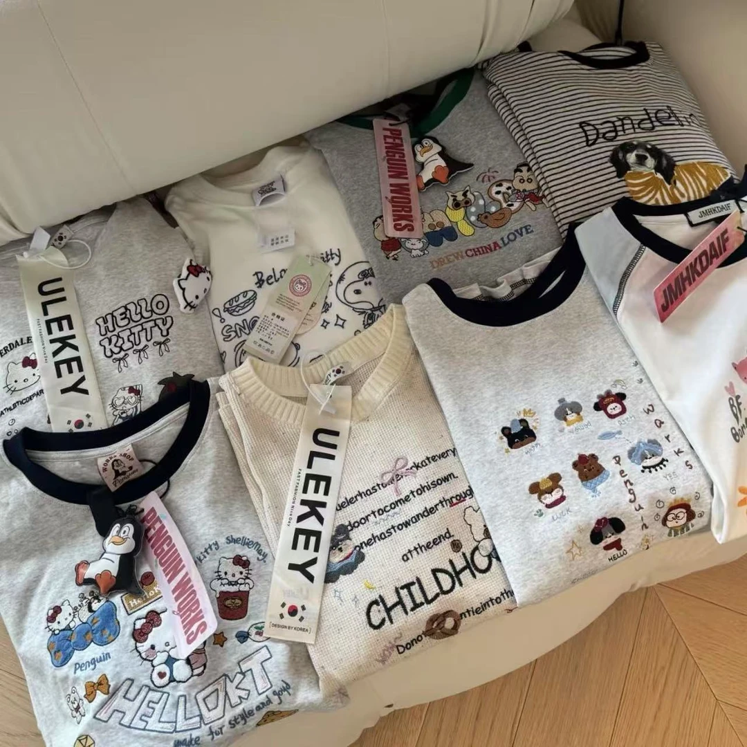 D701-D800很多美衣长袖时尚纯色圆领韩版百搭夏秋休闲上衣