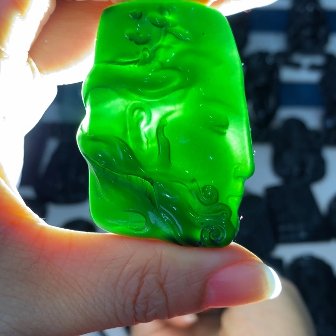 蛇纹石玉未镶嵌吊坠