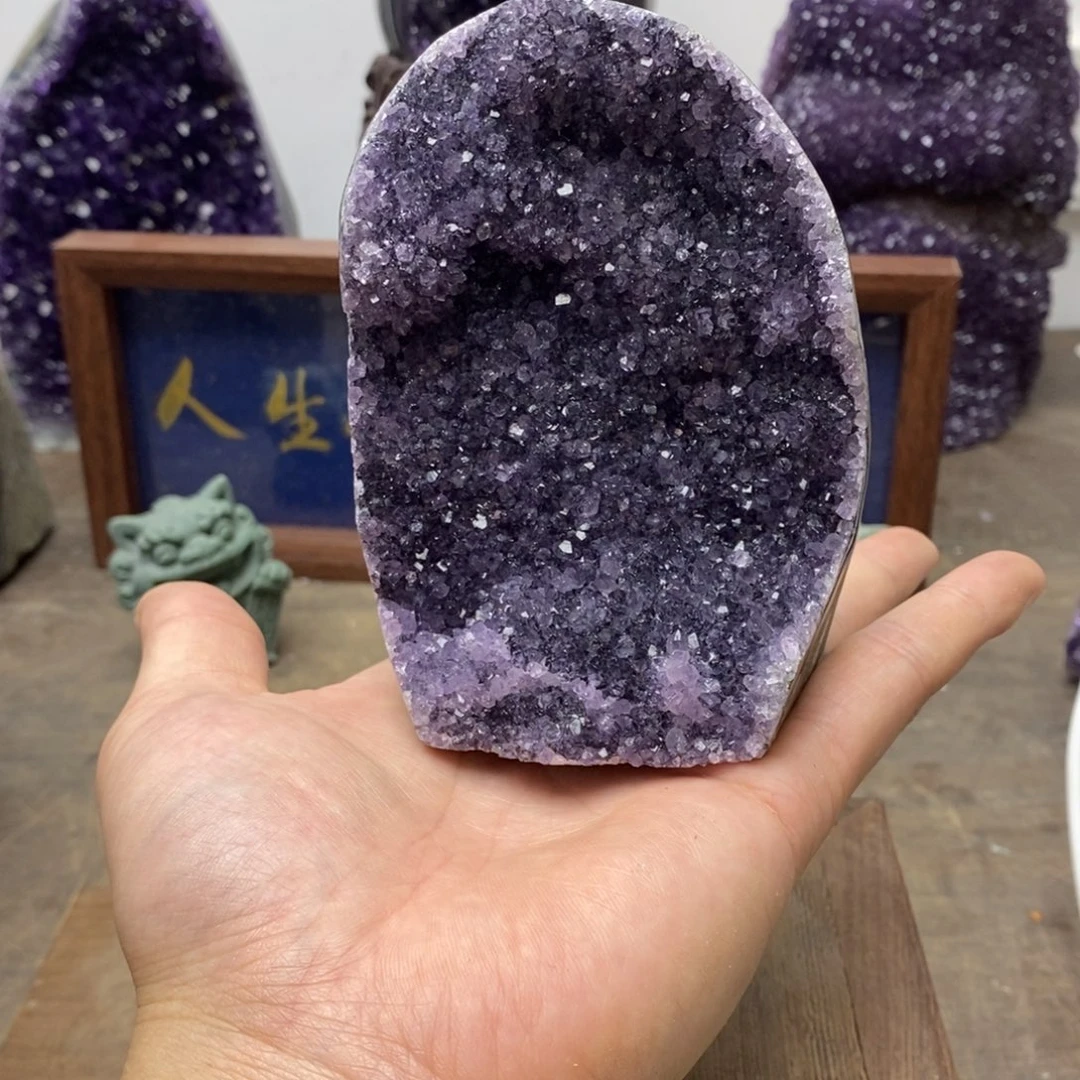 未镶嵌紫晶大型摆件（非配饰）