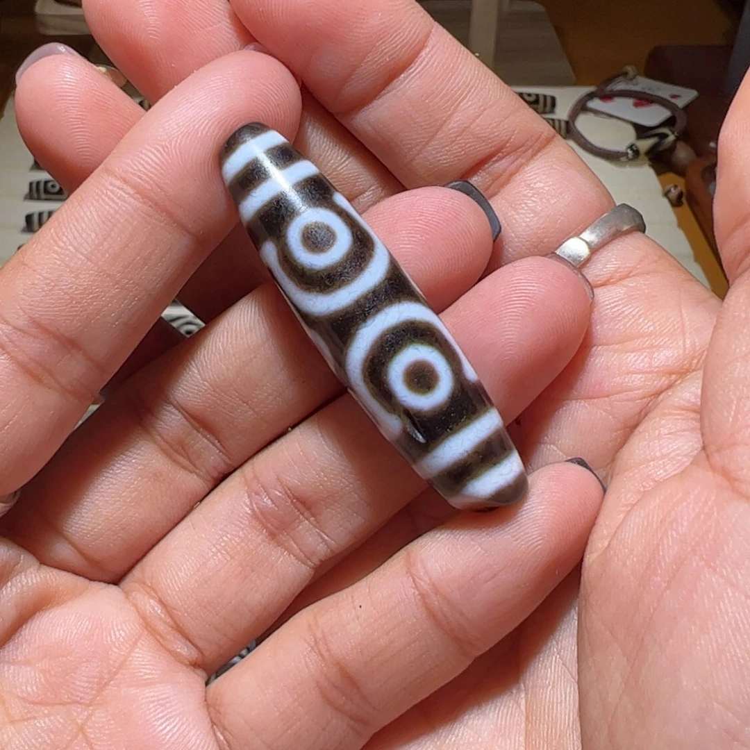 玛瑙/玉髓颈饰未镶嵌征*