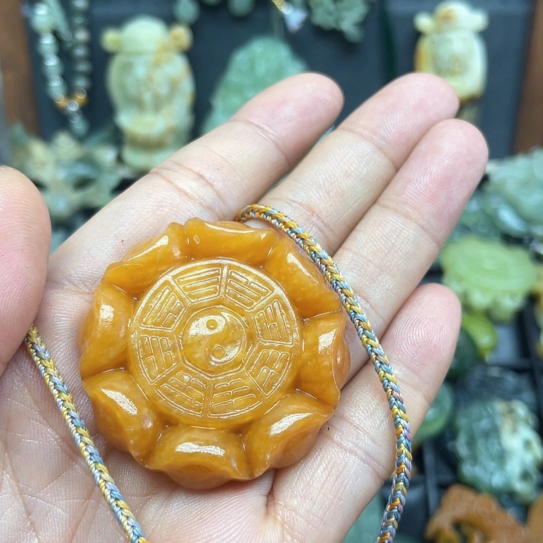 未镶嵌蛇纹石玉颈饰