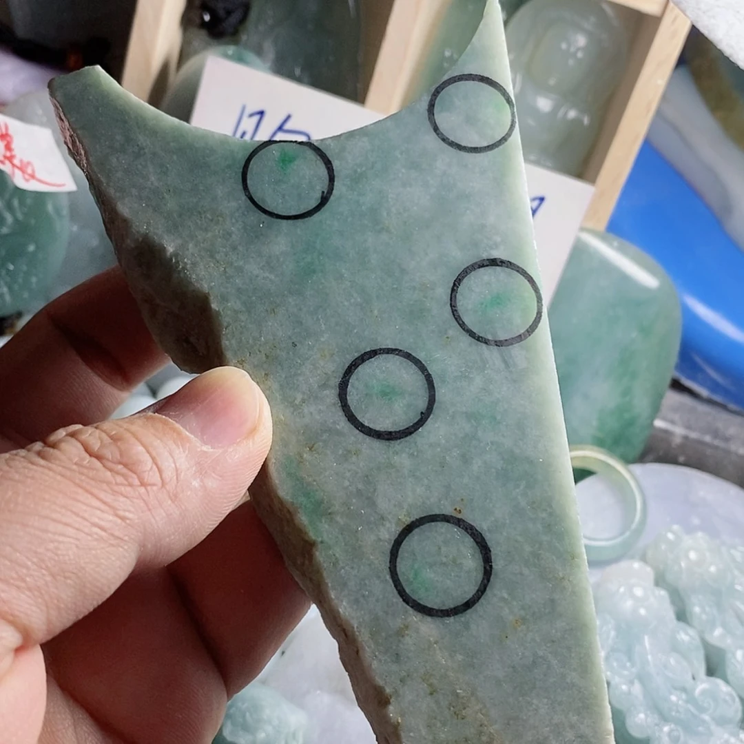 【闪购商品】翡翠颈饰未镶嵌翡翠