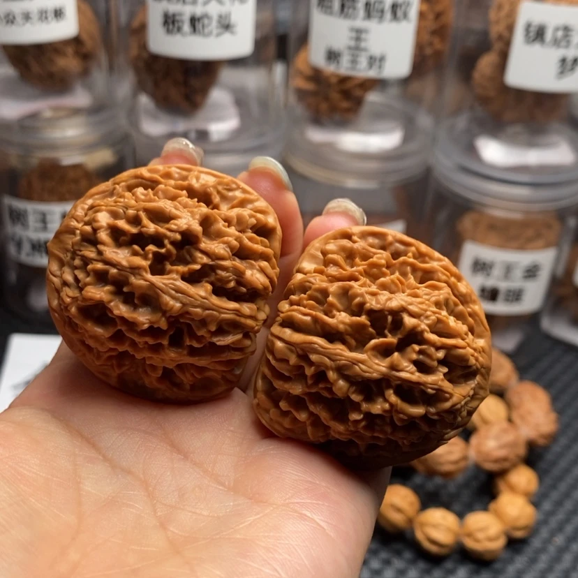 【闪购商品】文玩核桃吊坠玉麒麟42