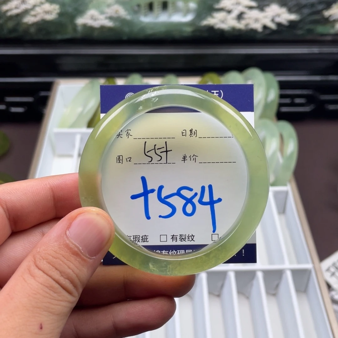 未镶嵌岫玉手镯手镯