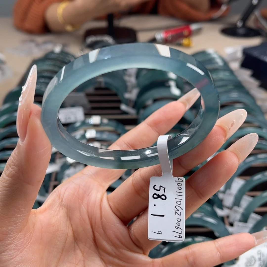 翡翠未镶嵌手镯58.19