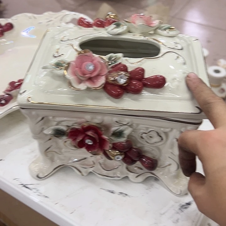 陶瓷瑕？。。。。。。。。。。。。？？？？？