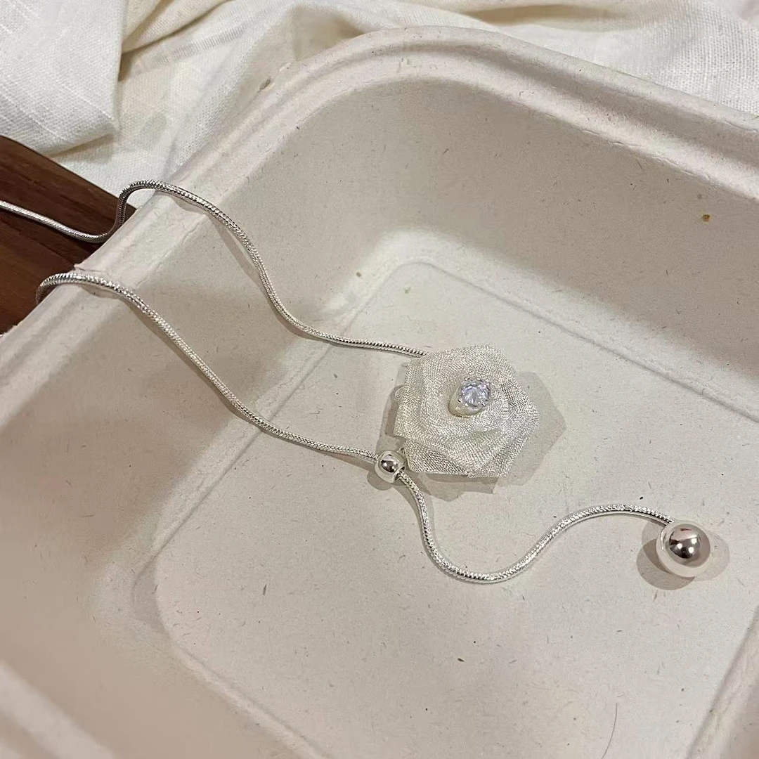 铜合金项链 仙气玫瑰花可调节毛衣链女轻奢小众精致高级配饰7486