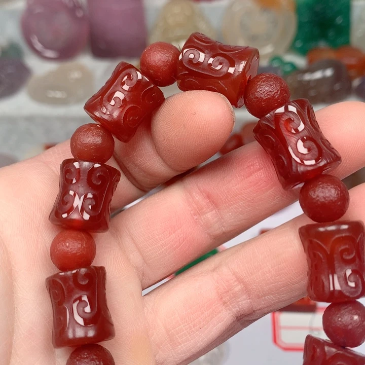 玛瑙/玉髓颈饰未镶嵌红***家