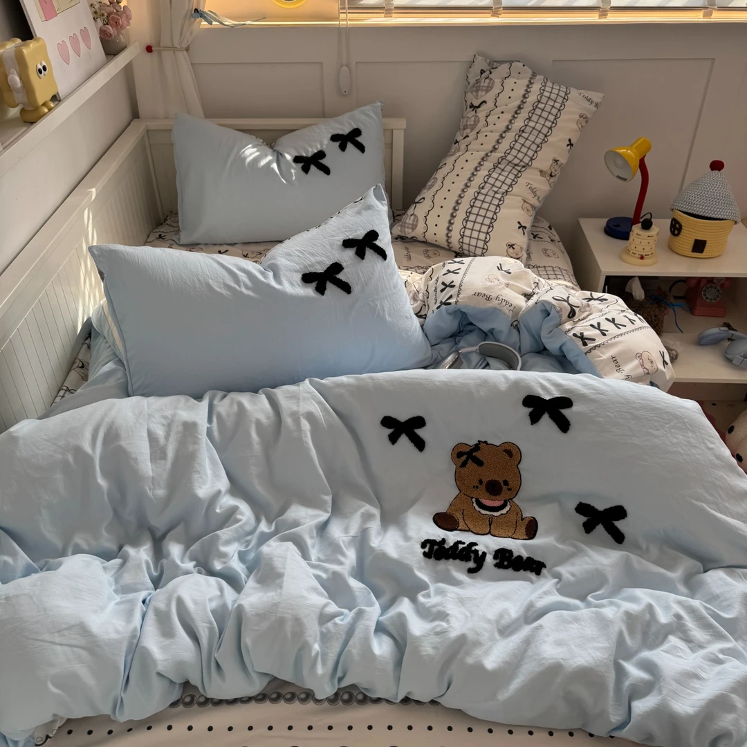 蝴蝶小熊-超柔软亲肤水洗棉可爱卡通少女心毛巾绣四件套三件套