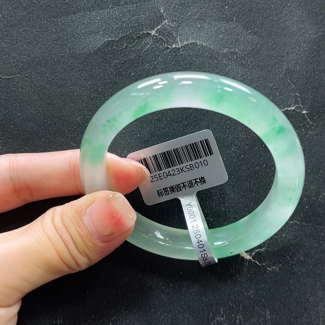 石英质玉手镯未镶嵌汤汤52