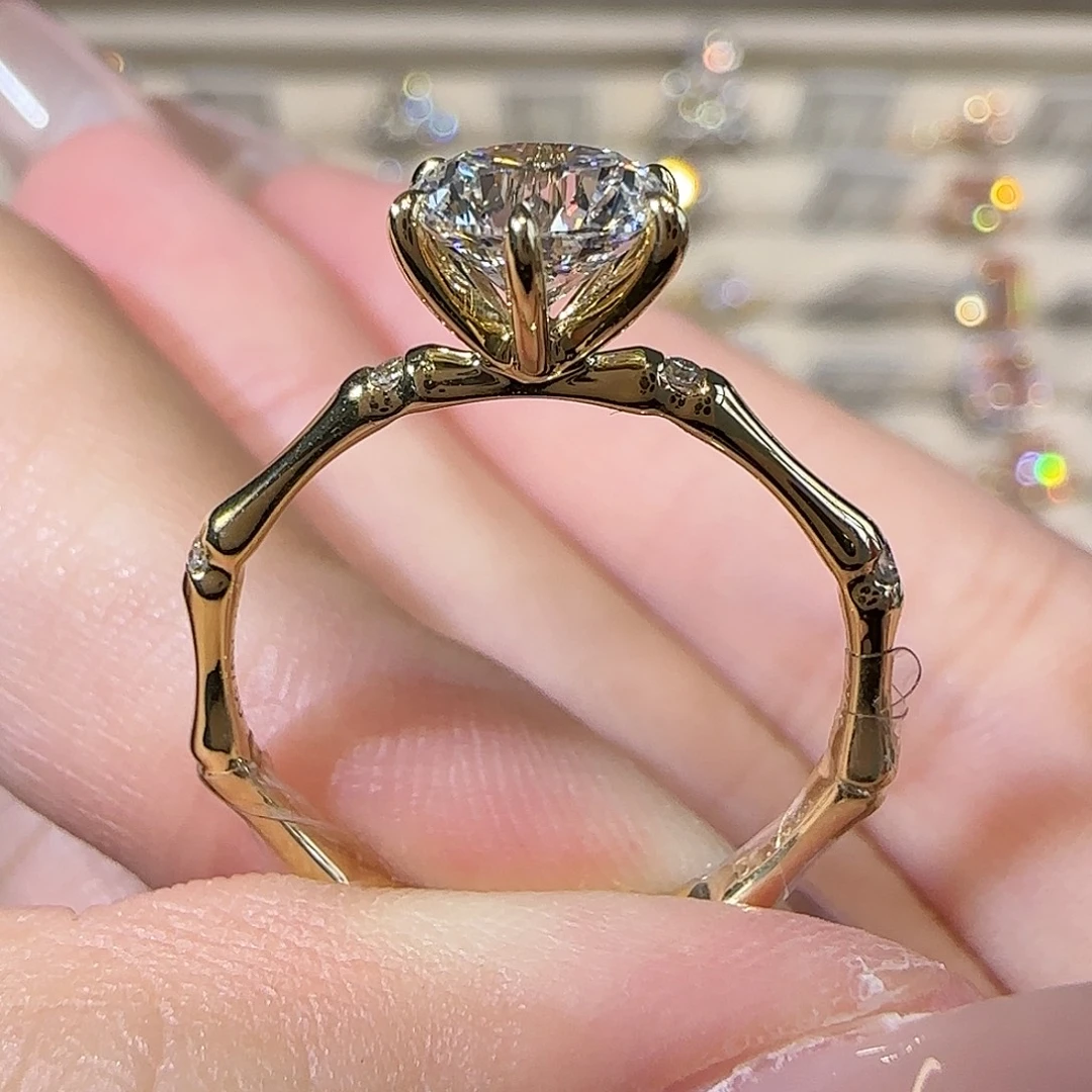 18K金镶嵌实验室培育钻石竹节1卡