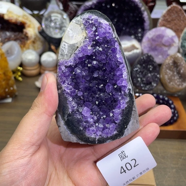 未镶嵌水晶珠宝半成品