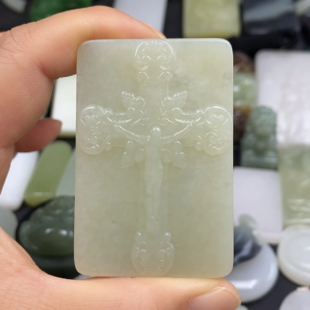 和田玉未镶嵌颈饰