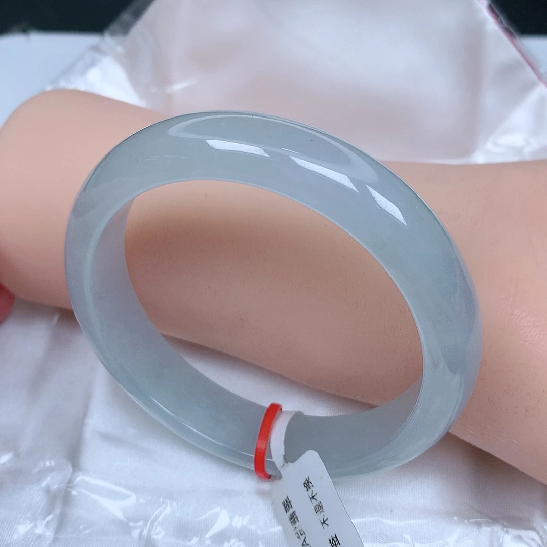 【闪购商品】翡翠手镯未镶嵌，55