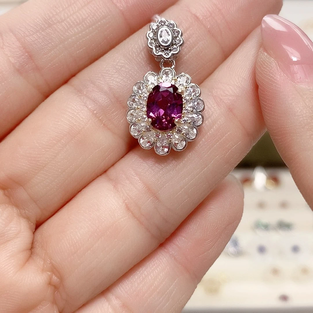 银S925镶嵌颈饰石榴石