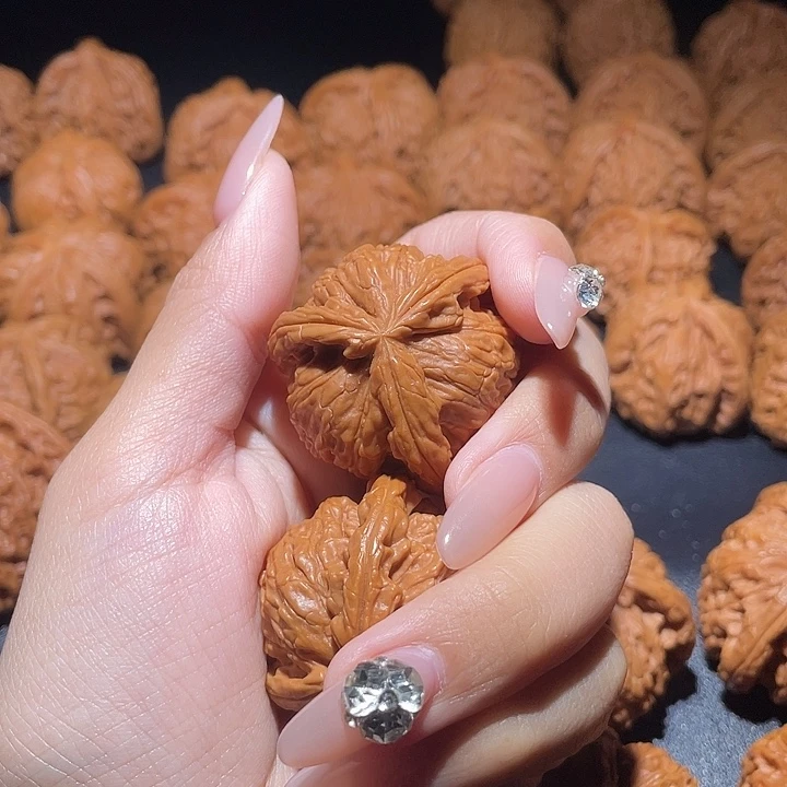 ****手文玩核桃吊坠我的