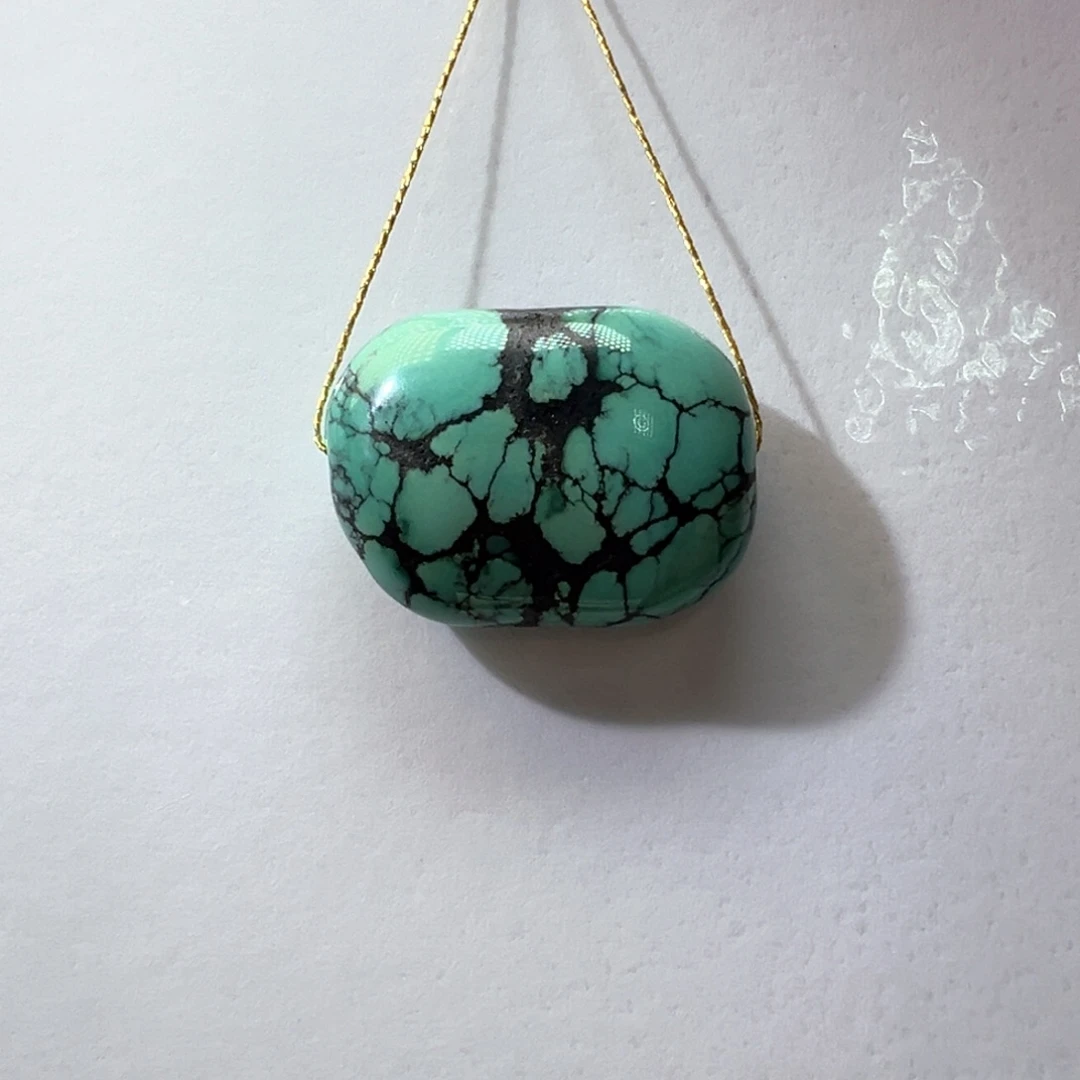 绿松石未镶嵌挂件