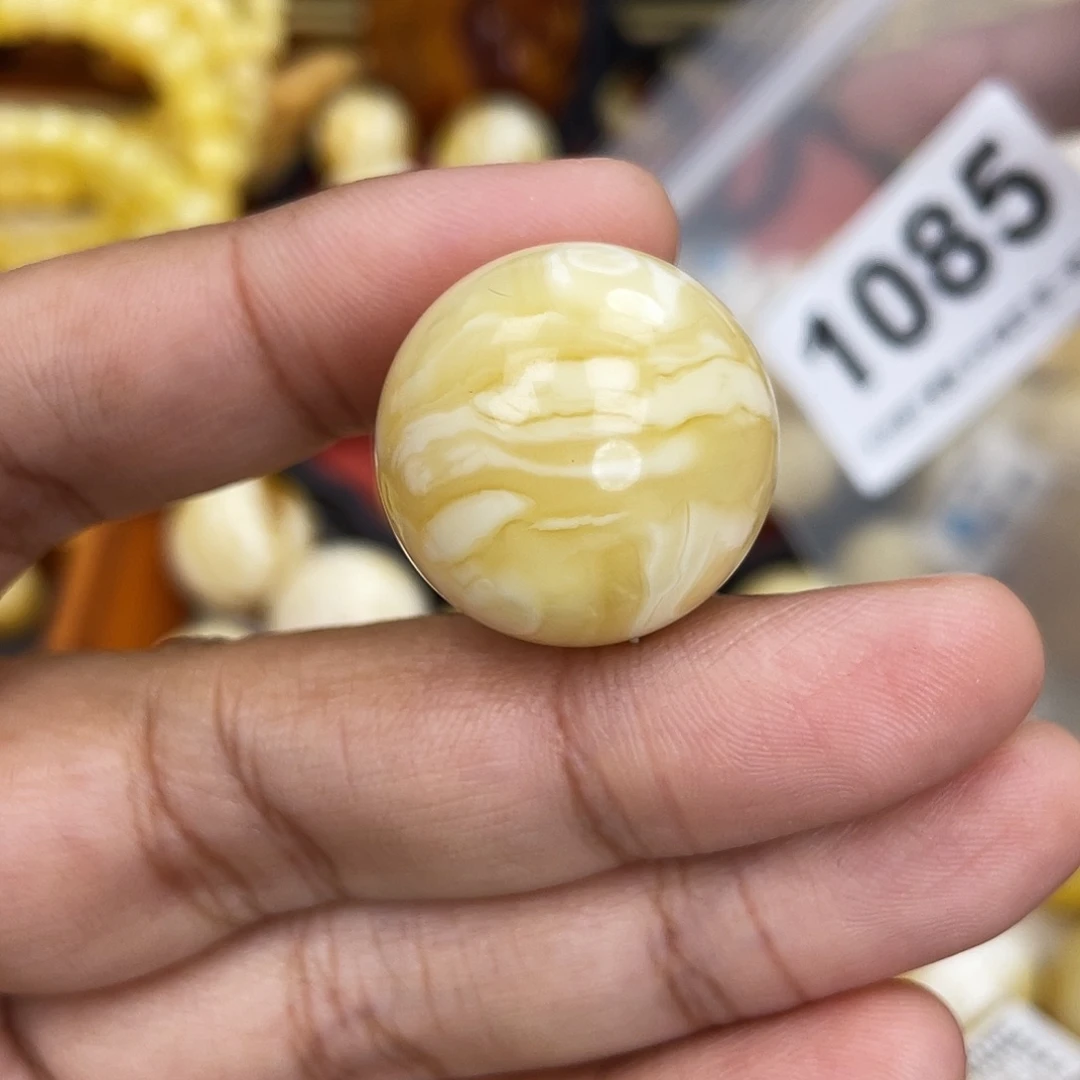 蜜蜡未镶嵌珠宝奇石23.3