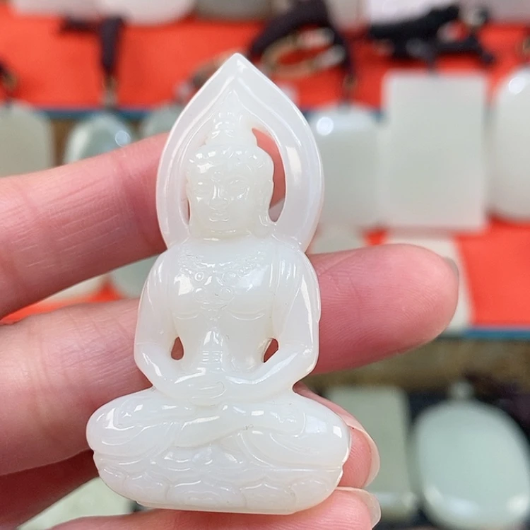 【闪购商品】颈饰未镶嵌和田玉