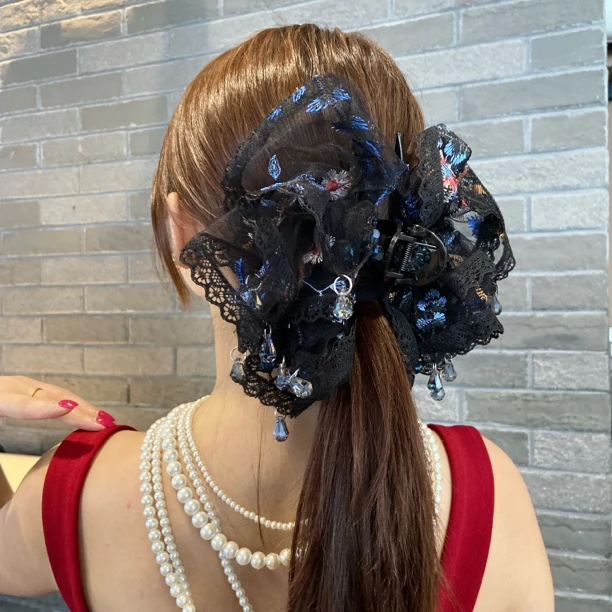 【折腰】裙摆抓夹重工刺绣花朵韩系气浪漫氛围感法式复古港风抓夹