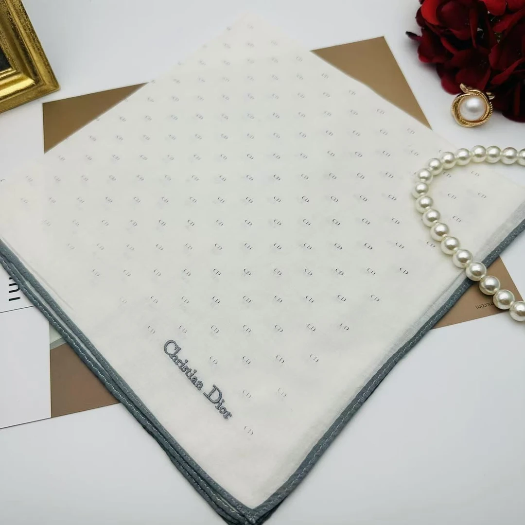 99新 DIOR/迪奥 海囤 迪奥 丝巾/yy03620