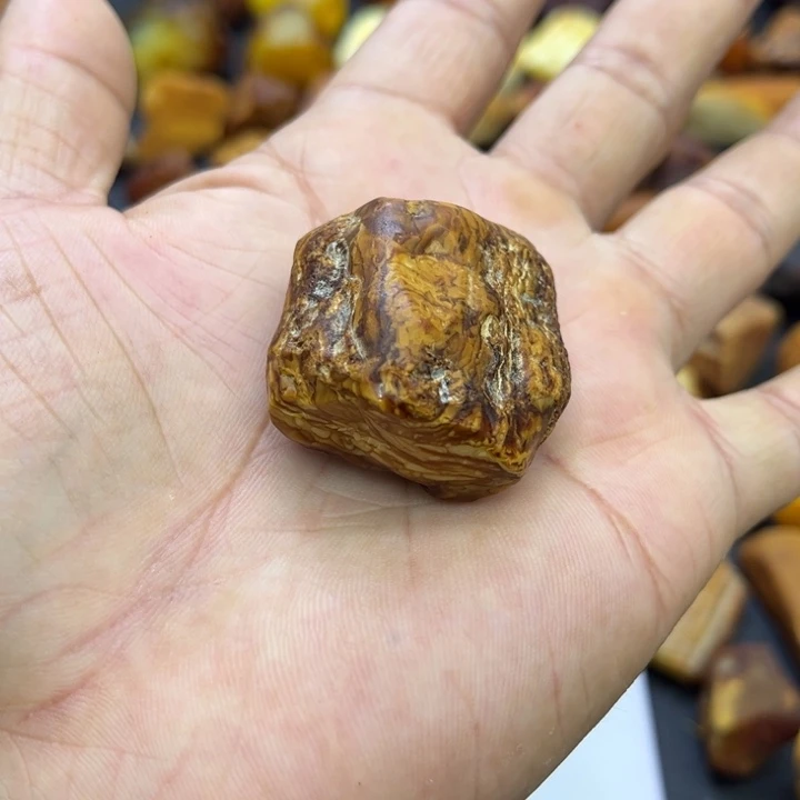 未镶嵌定制琥珀勇****难蜜蜡定制