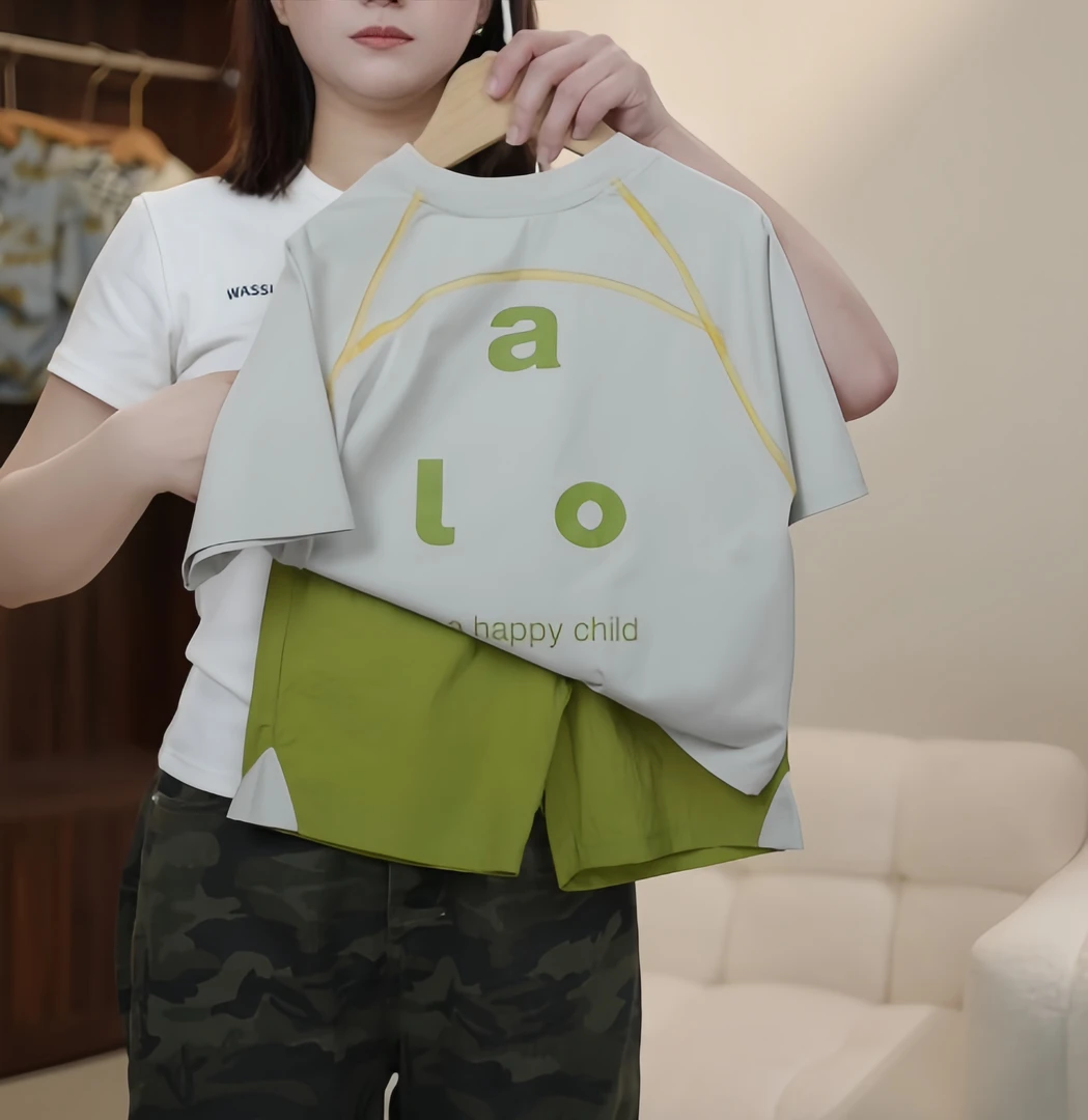 【鸭梨童品】夏季时尚简约韩版男女童百搭休闲短袖短裤套装