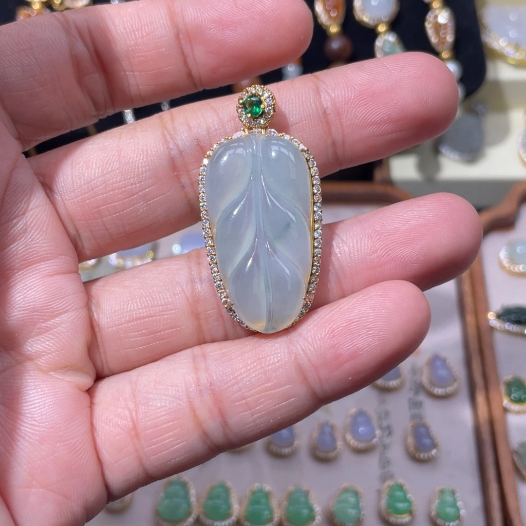 翡翠银S925镶嵌颈饰