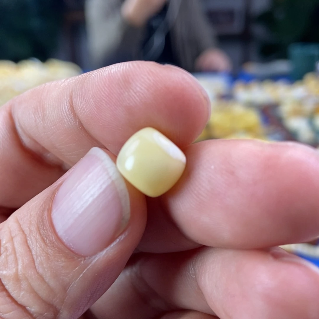琥珀珠宝奇石未镶嵌城*蜜蜡单珠