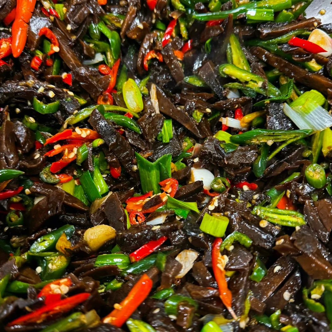 邳州地锅香辣黑咸菜