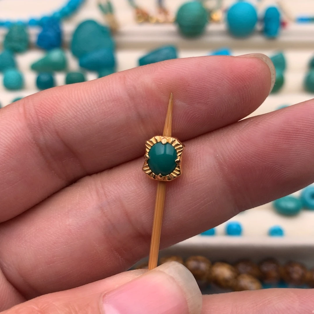 绿松石未镶嵌珠宝奇石