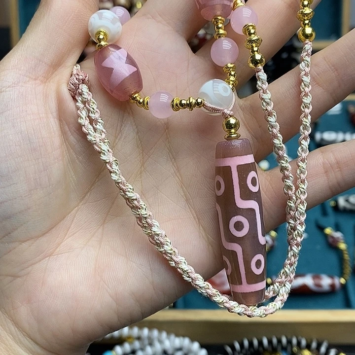 玛瑙/玉髓颈饰合金