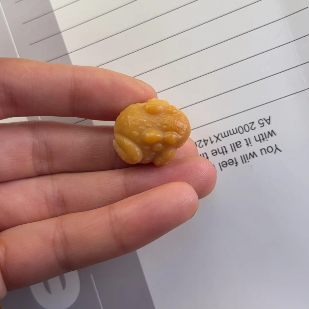 石英质玉黄蜡石挂件合金爱*