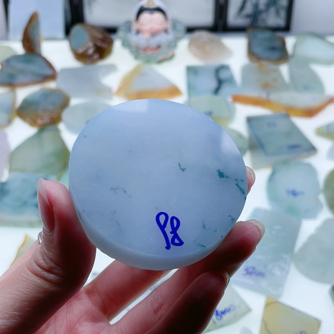 【闪购商品】未镶嵌定制翡翠神*天然