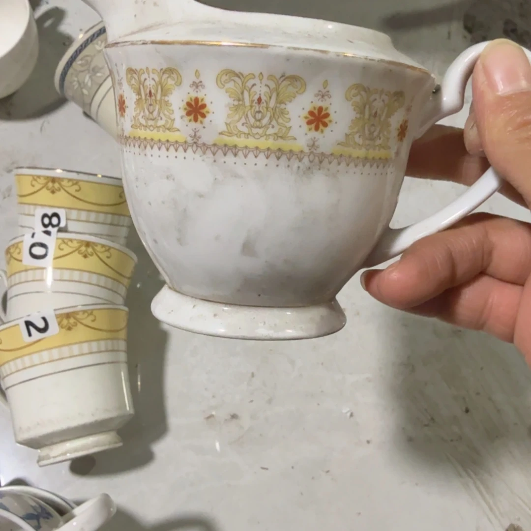 茶盏我们也在这里为你们