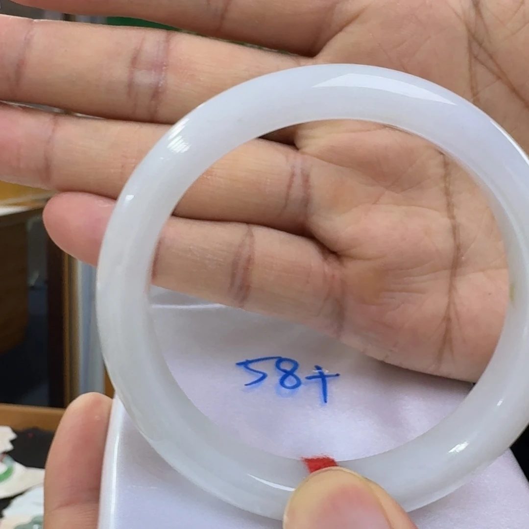 翡翠手镯未镶嵌纯天然缅甸翡翠A货