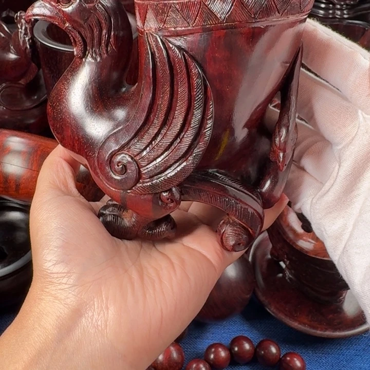 青***茶把件小叶紫檀凤杯