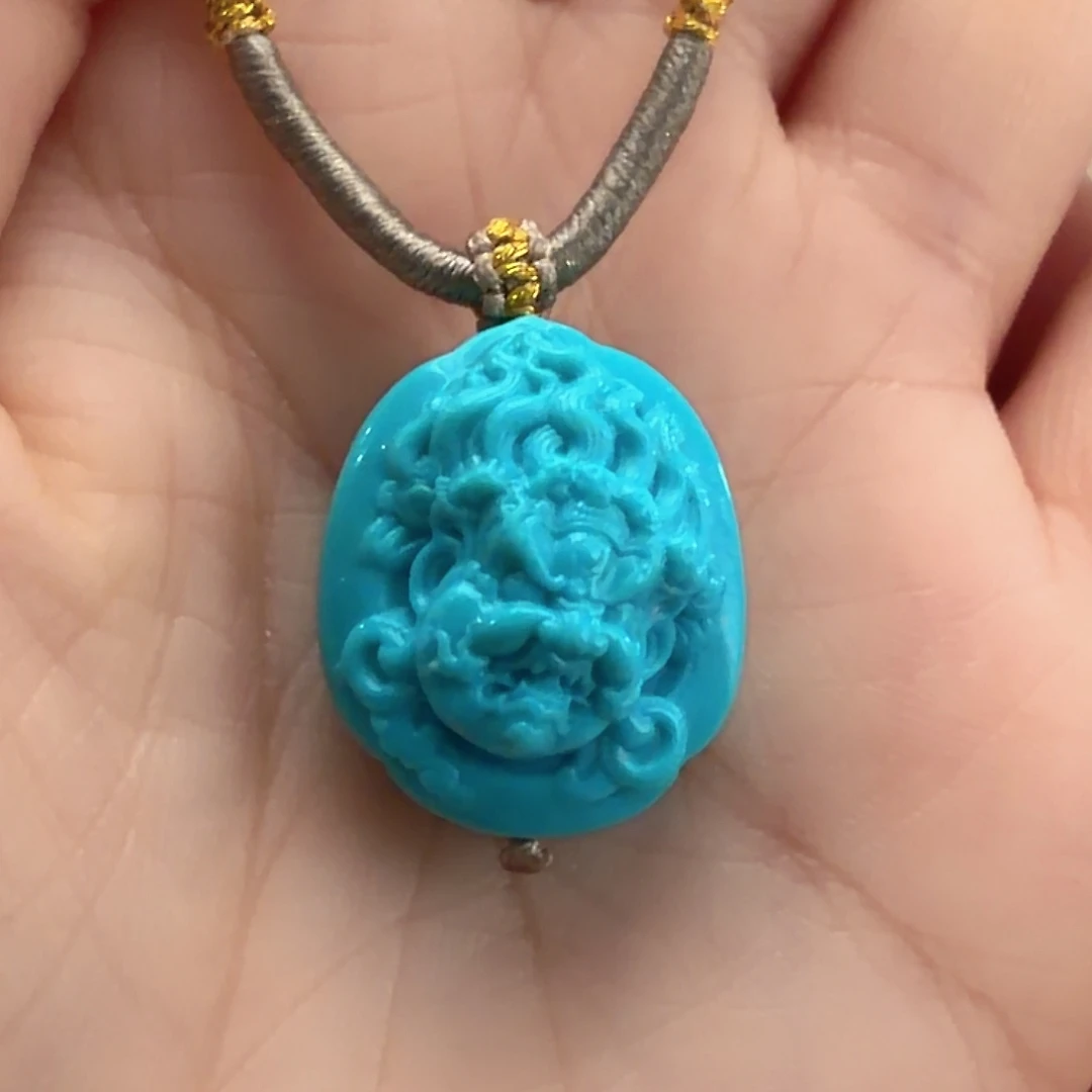 绿松石未镶嵌颈饰