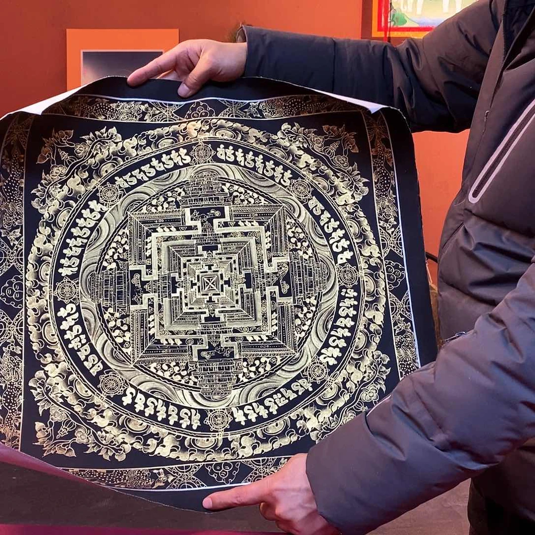 装裱画50×50黑金时轮