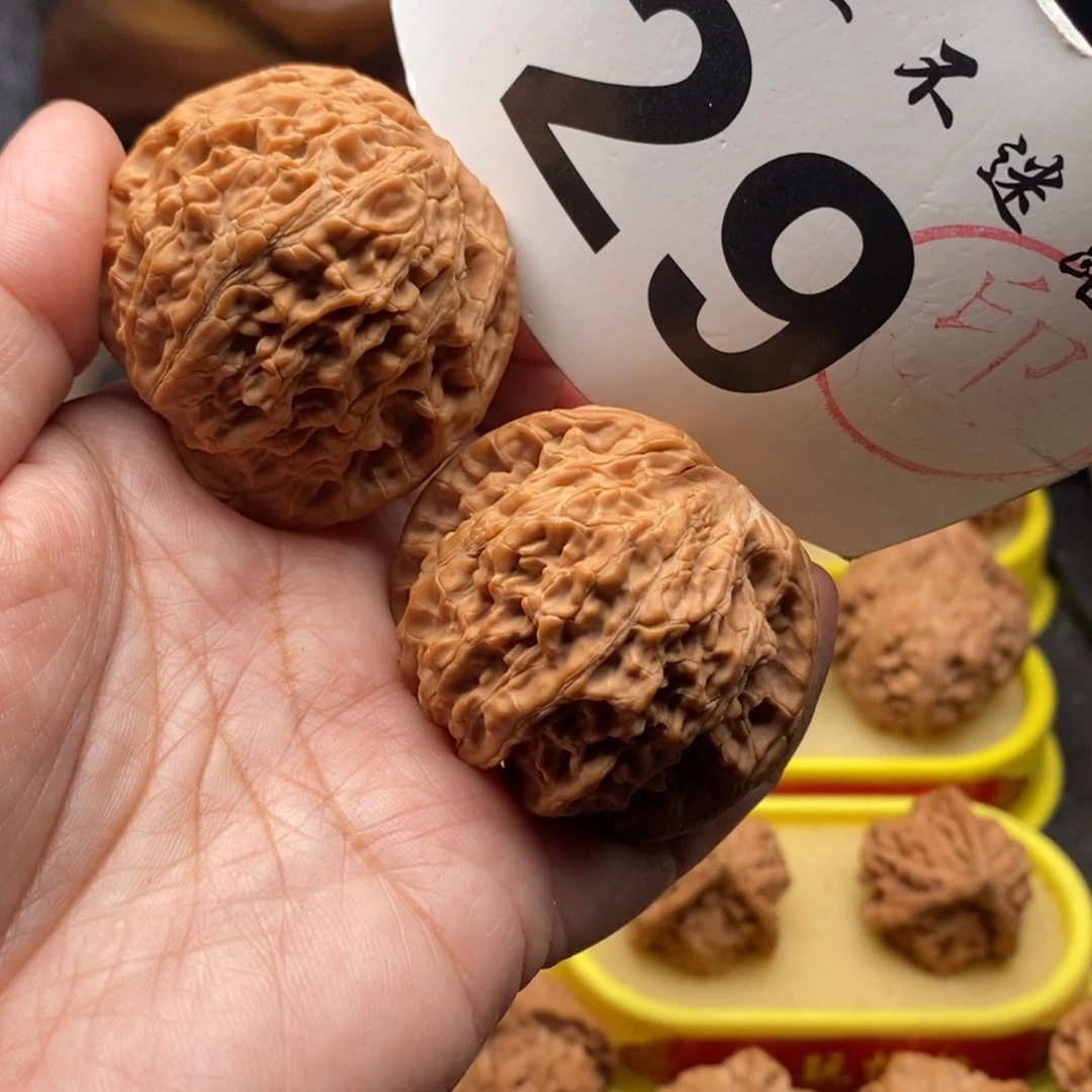 把件文玩核桃46鸭蛋虎