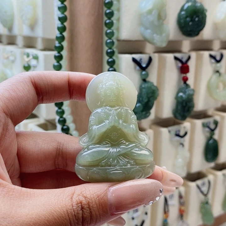 用***3和田玉未镶嵌颈饰