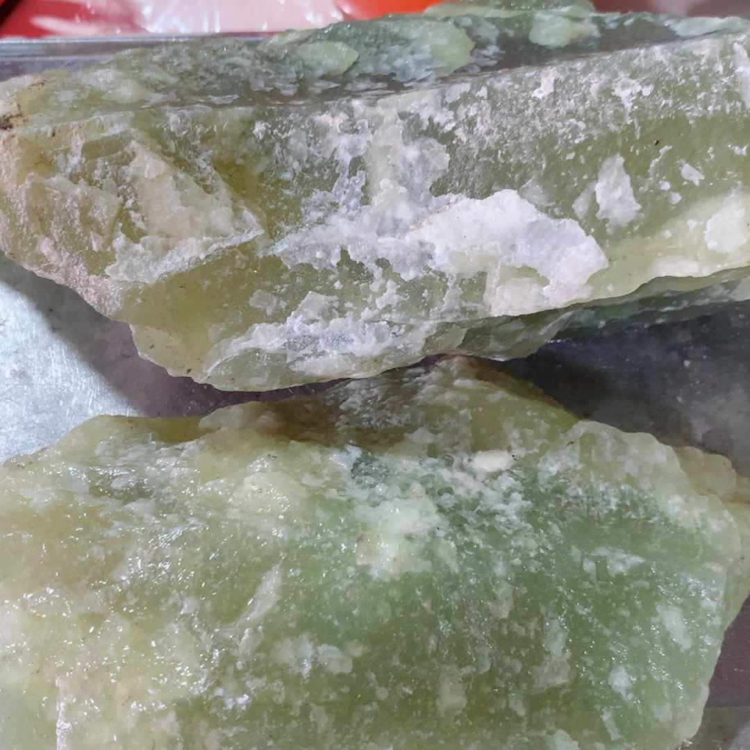 海***川蛇纹石玉未镶嵌原石