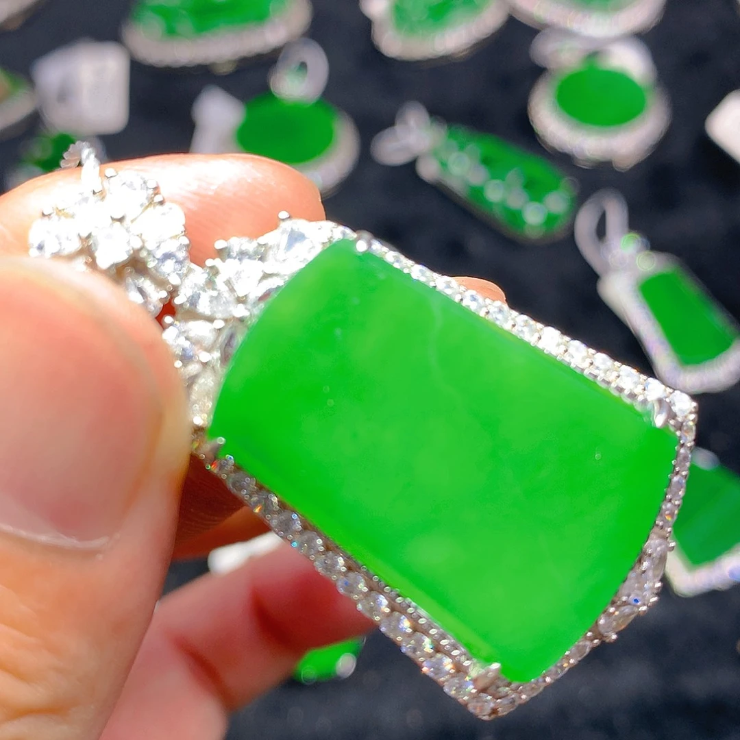 翡翠银S925镶嵌颈饰我